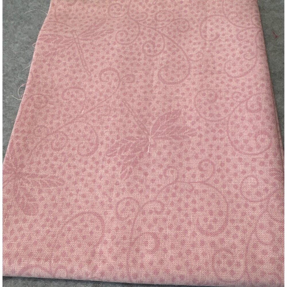 Pink Cotton Fabric Fat Quarter 18x22" Subtle Dragonfly Swirl Pattern Quilting Cr